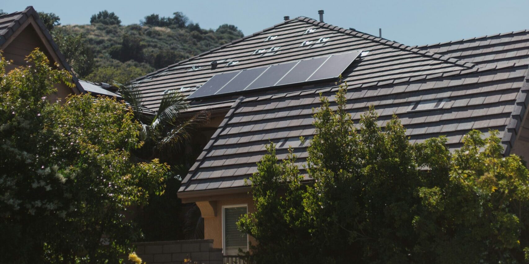 Énergie solaire : Définition, exemples et conseils pour passer au solaire